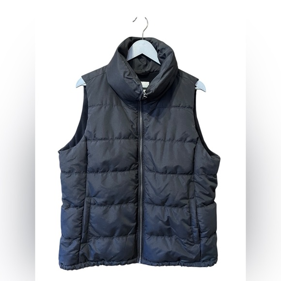 Old Navy Jackets & Blazers - Old Navy Black Puffer Vest – XL